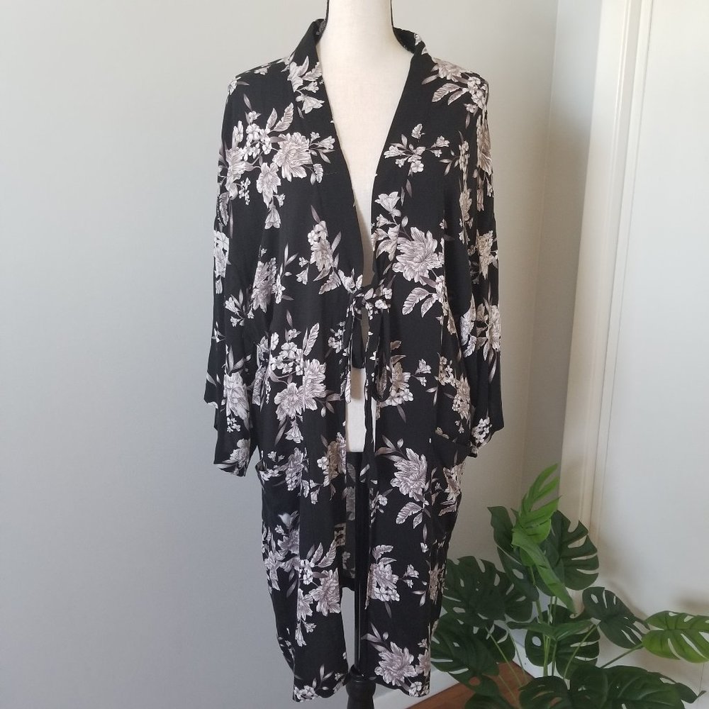 Spiritual Gangster floral kimono O/S